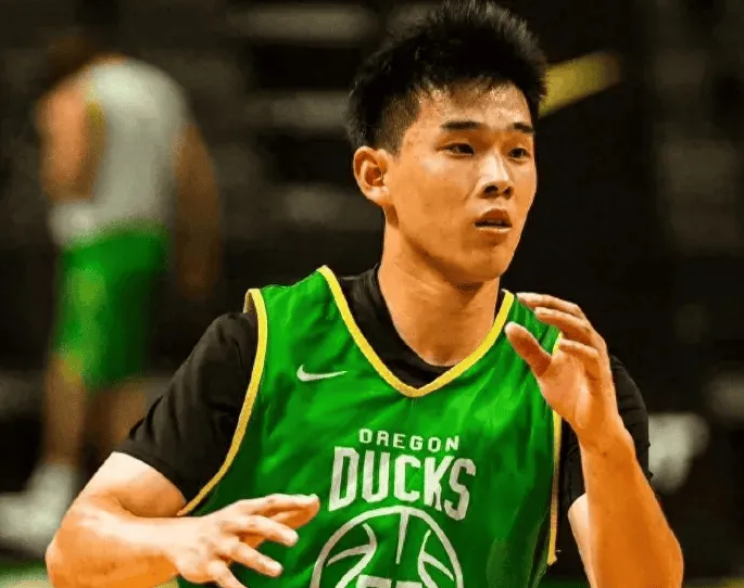 足球直播-林葳NCAA生涯首次因伤缺席:本季场均仅6.6分 冲NBA基本没戏